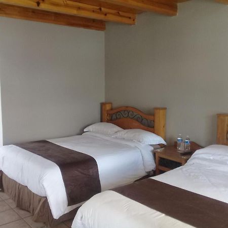 Hotel Real De Креел Екстериор снимка
